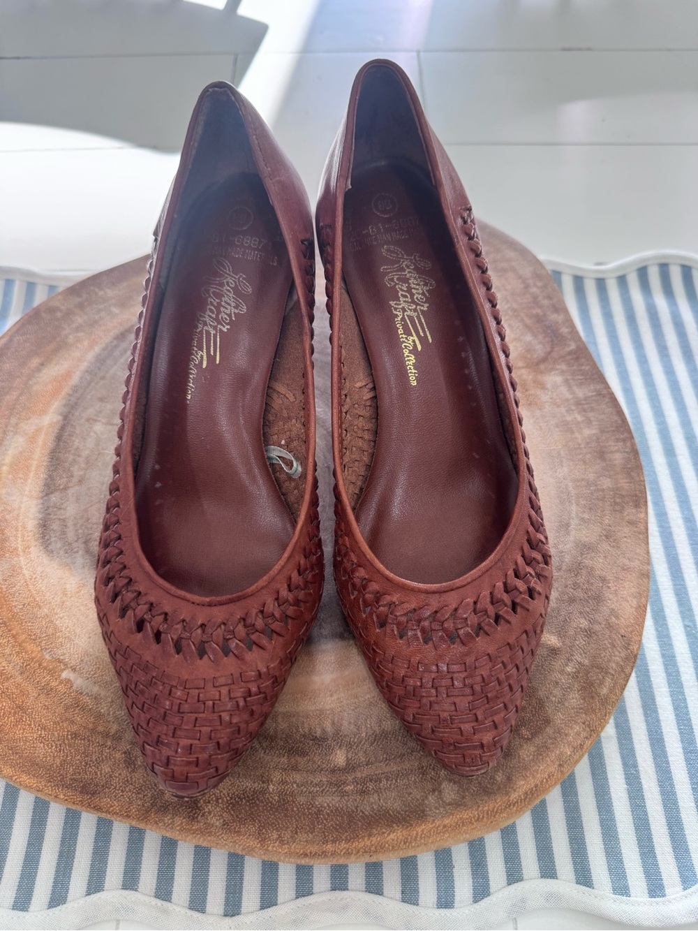 Vintage Leather Woven Pointed Toe Heels size 8B
